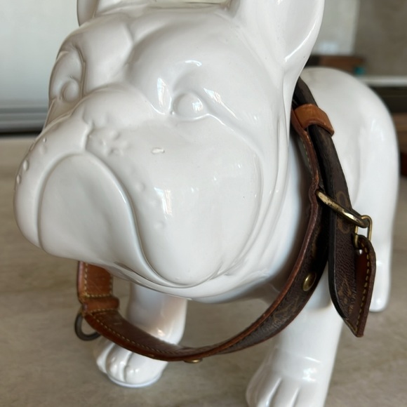 LOUIS VUITTON ✨ Authentic Vintage LV leather dog collar with tag. - Picture 3 of 11